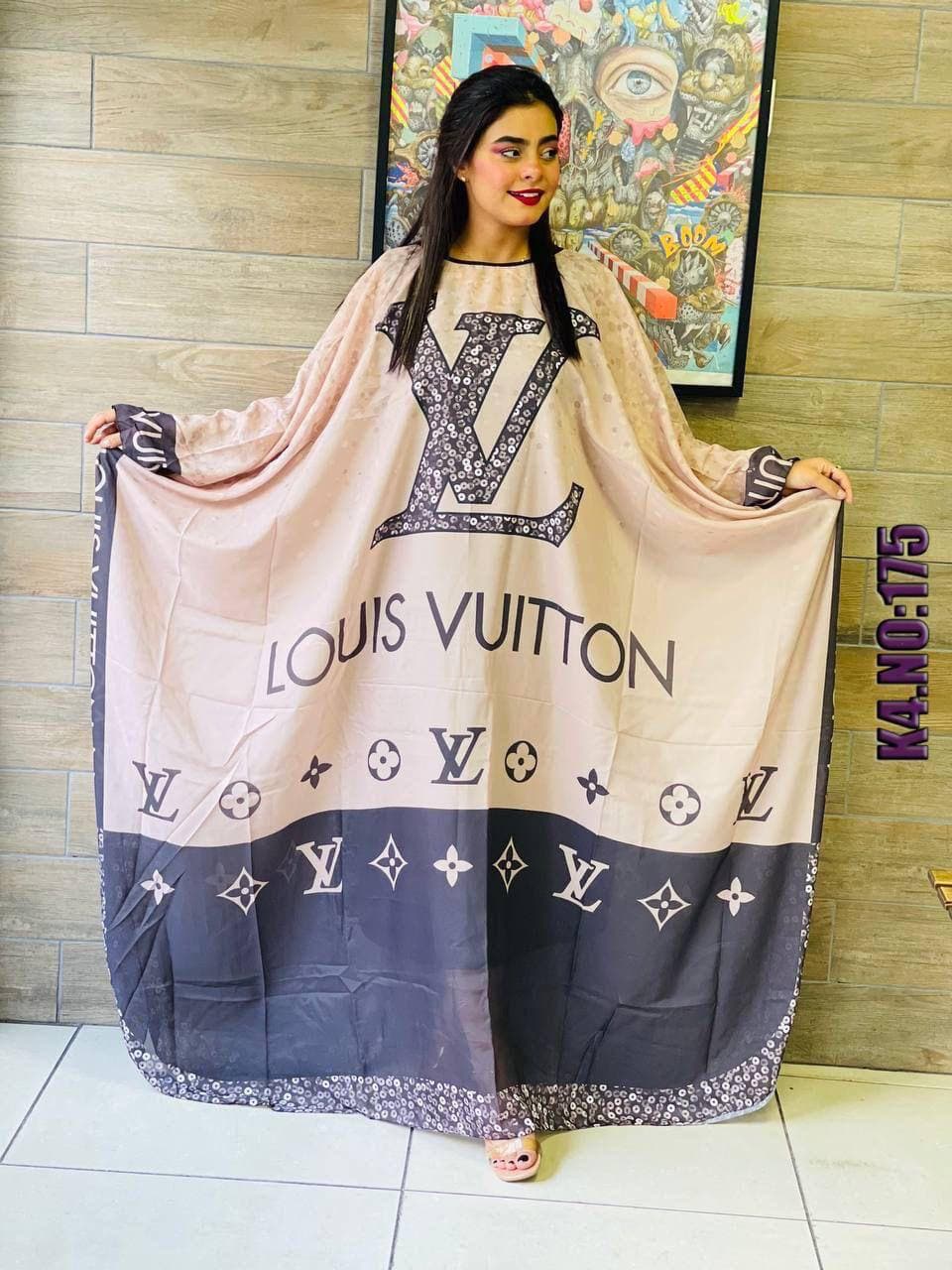 Robe - Image 1