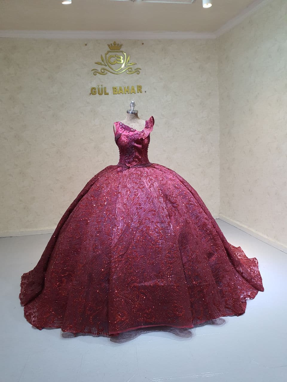 Robe de Soirée Élégante - Image 1