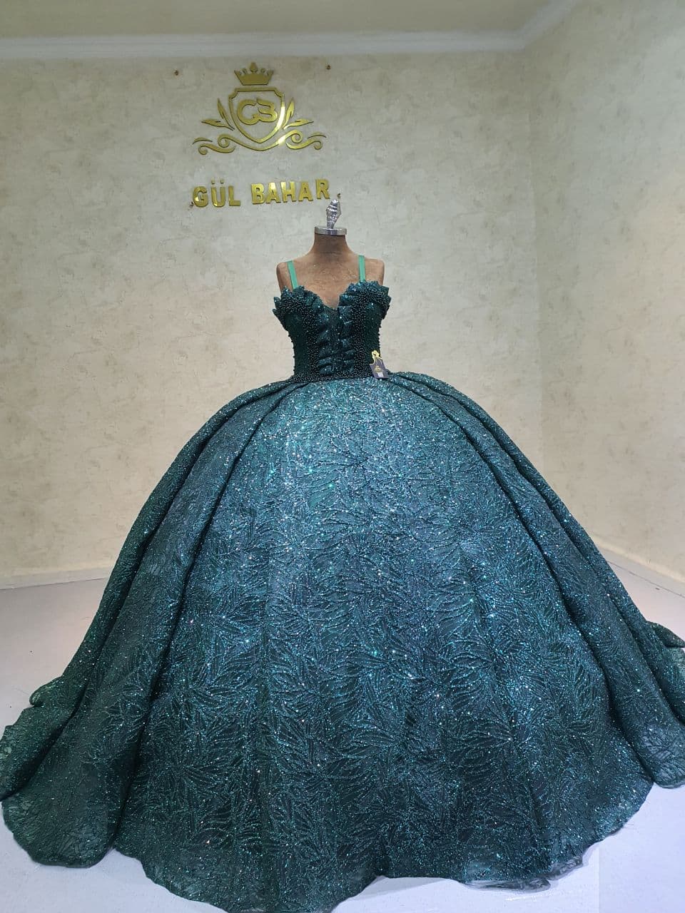 Robe de Soirée Élégante - Image 1