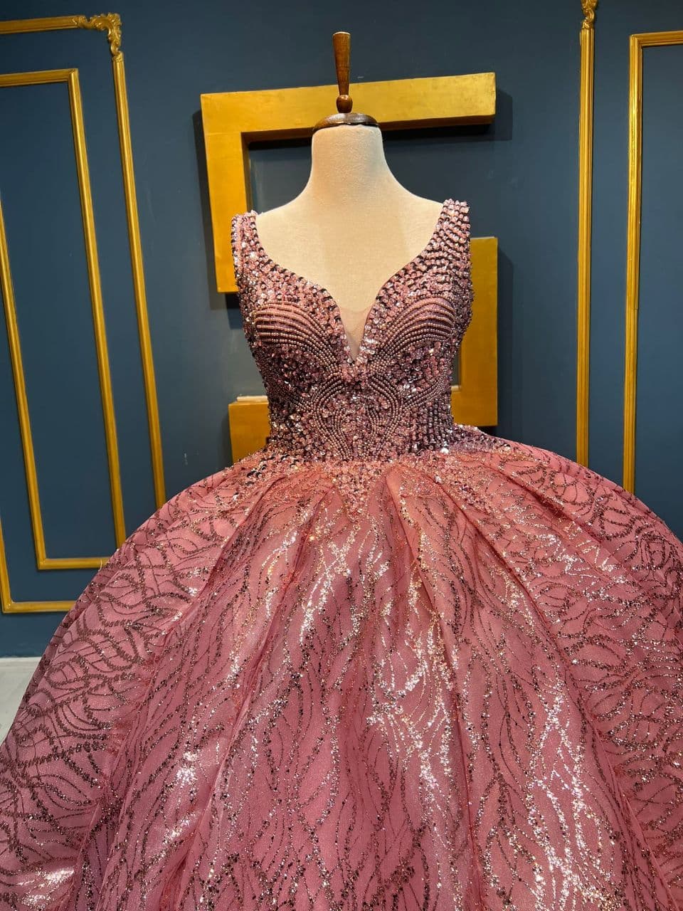 Robe de Soirée Élégante - Image 1