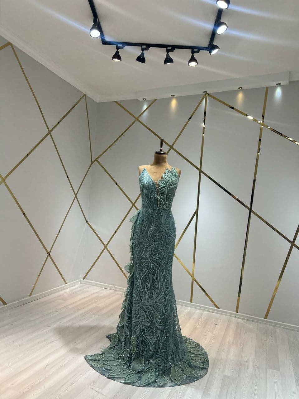 Robe de Soirée Élégante - Image 1
