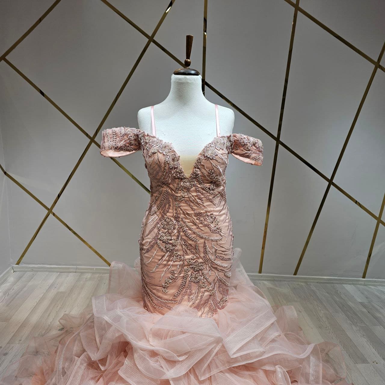 Robe de Soirée Élégante - Image 1