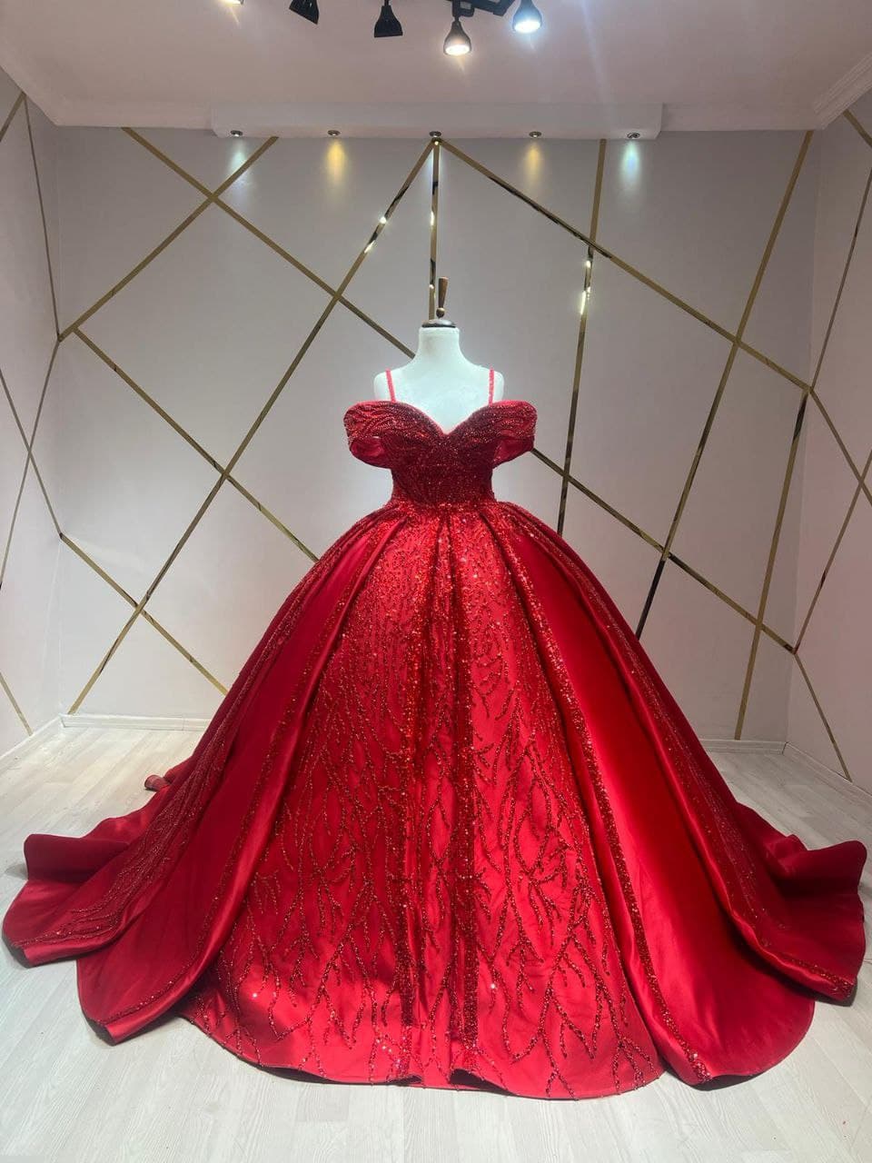 Robe de Soirée Élégante - Image 1
