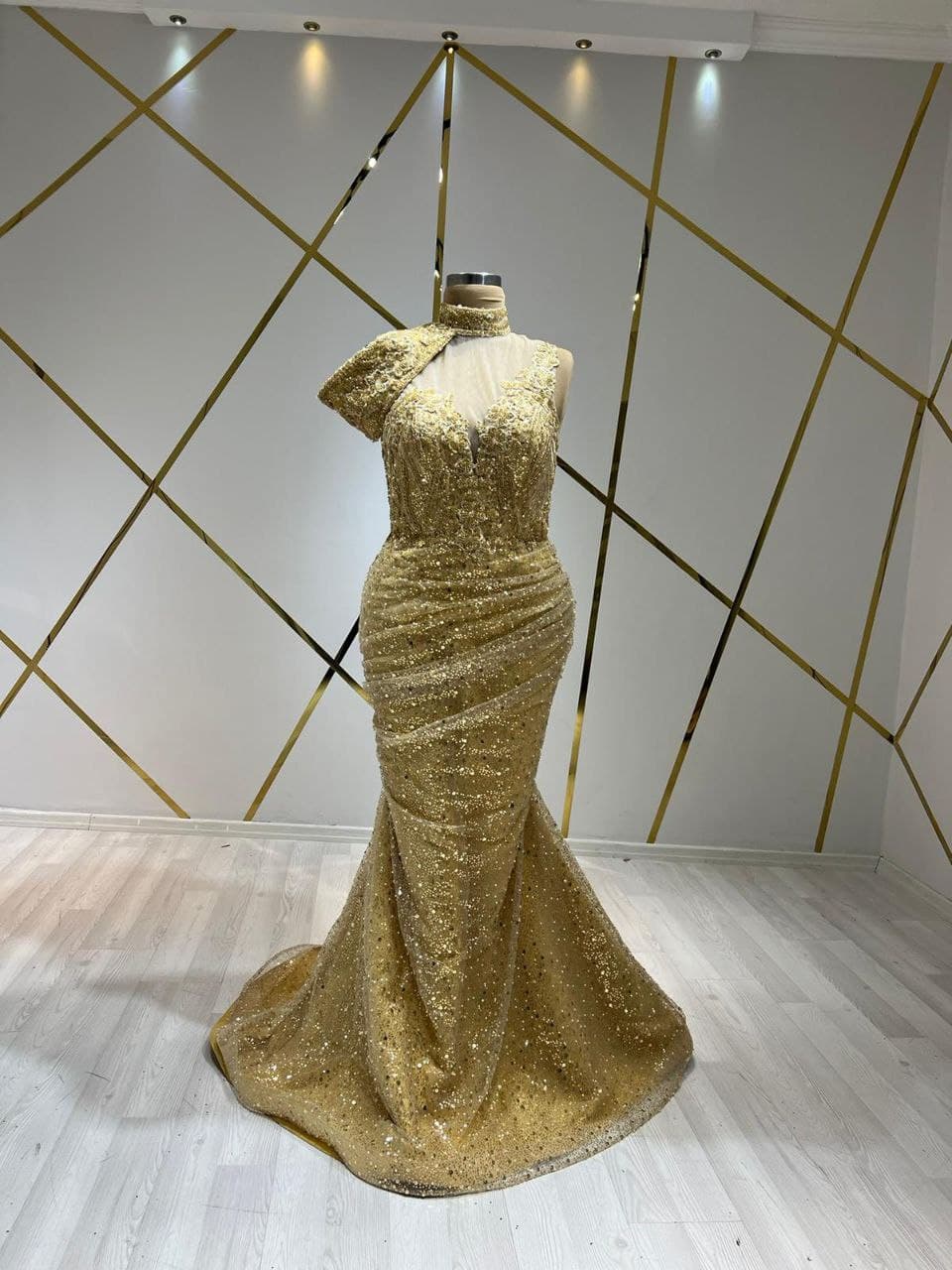 Robe de Soirée Élégante - Image 1