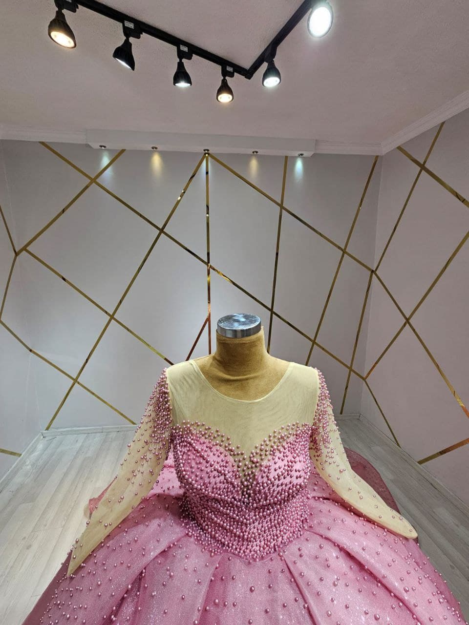 Robe de Soirée Élégante - Image 1