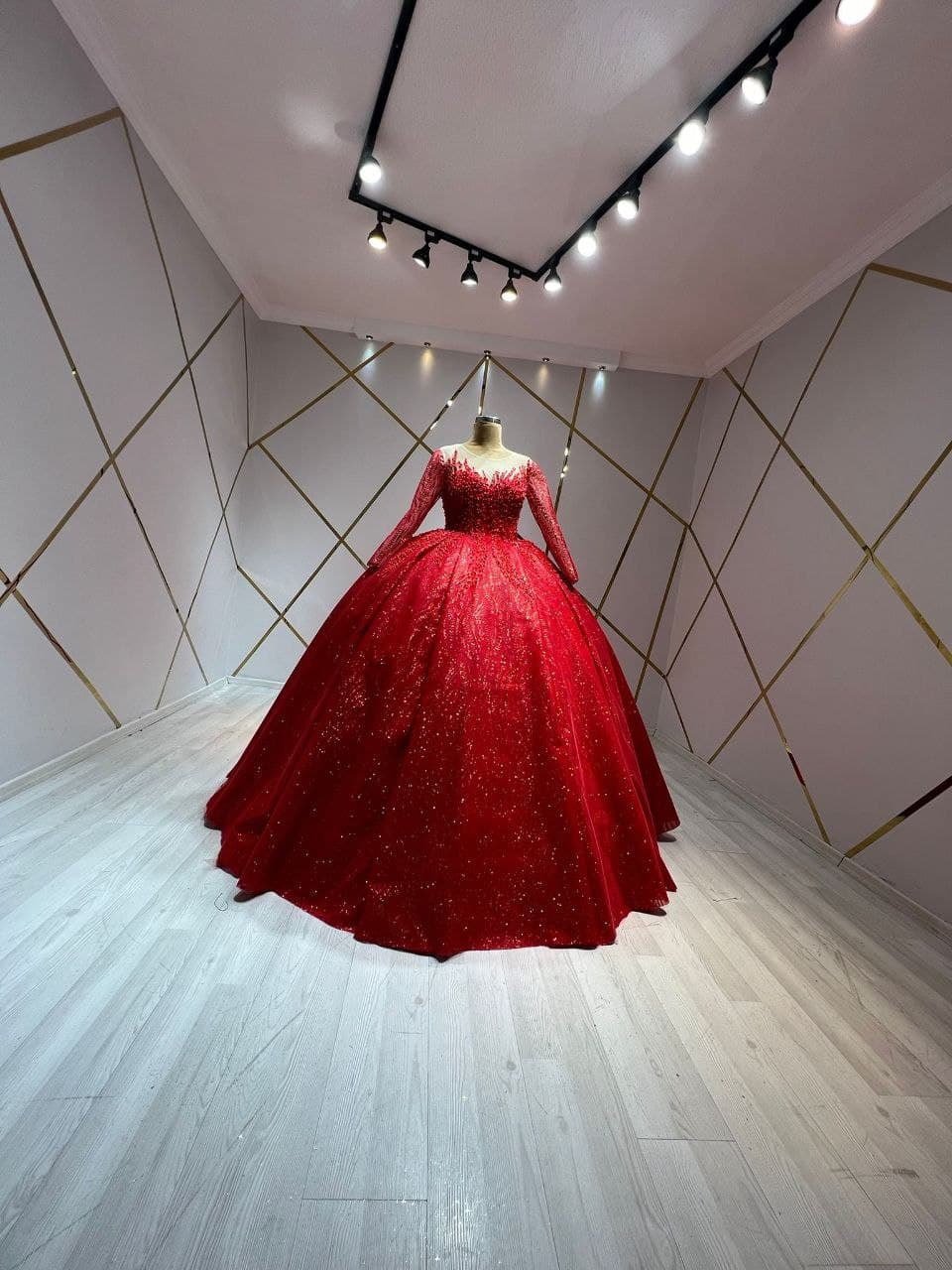 Robe de Soirée Élégante - Image 1