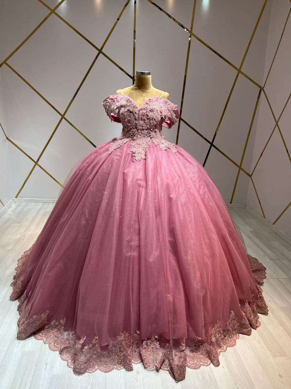 Robe de Soirée Élégante - Image 1
