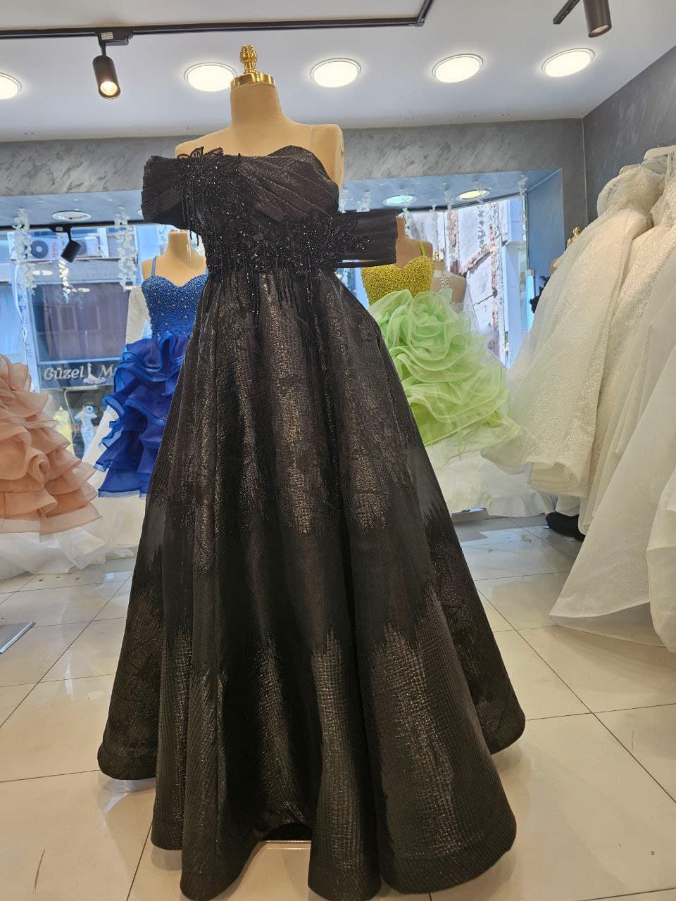 Robe de Soirée Élégante - Image 1