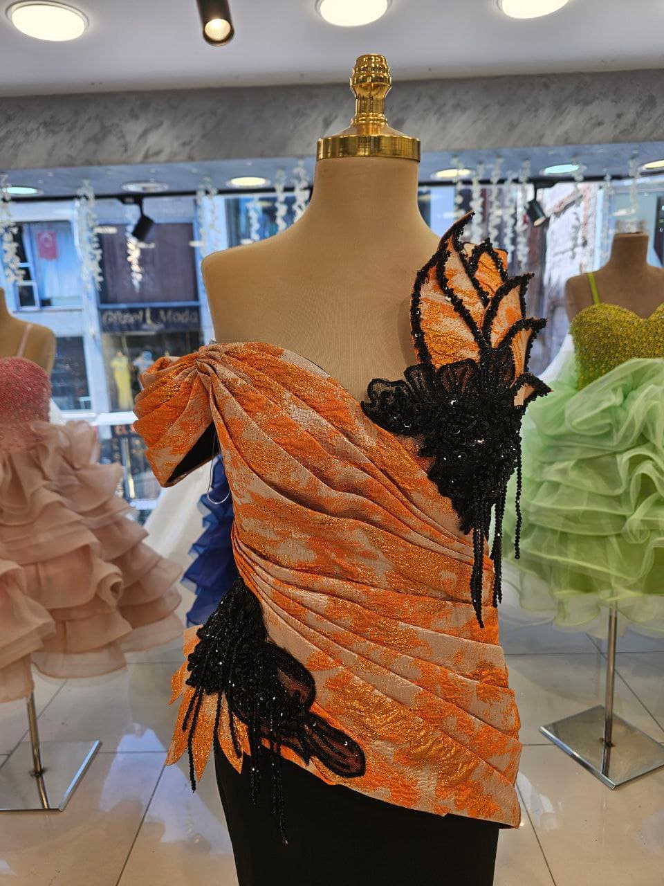 Robe de Soirée Élégante - Image 1