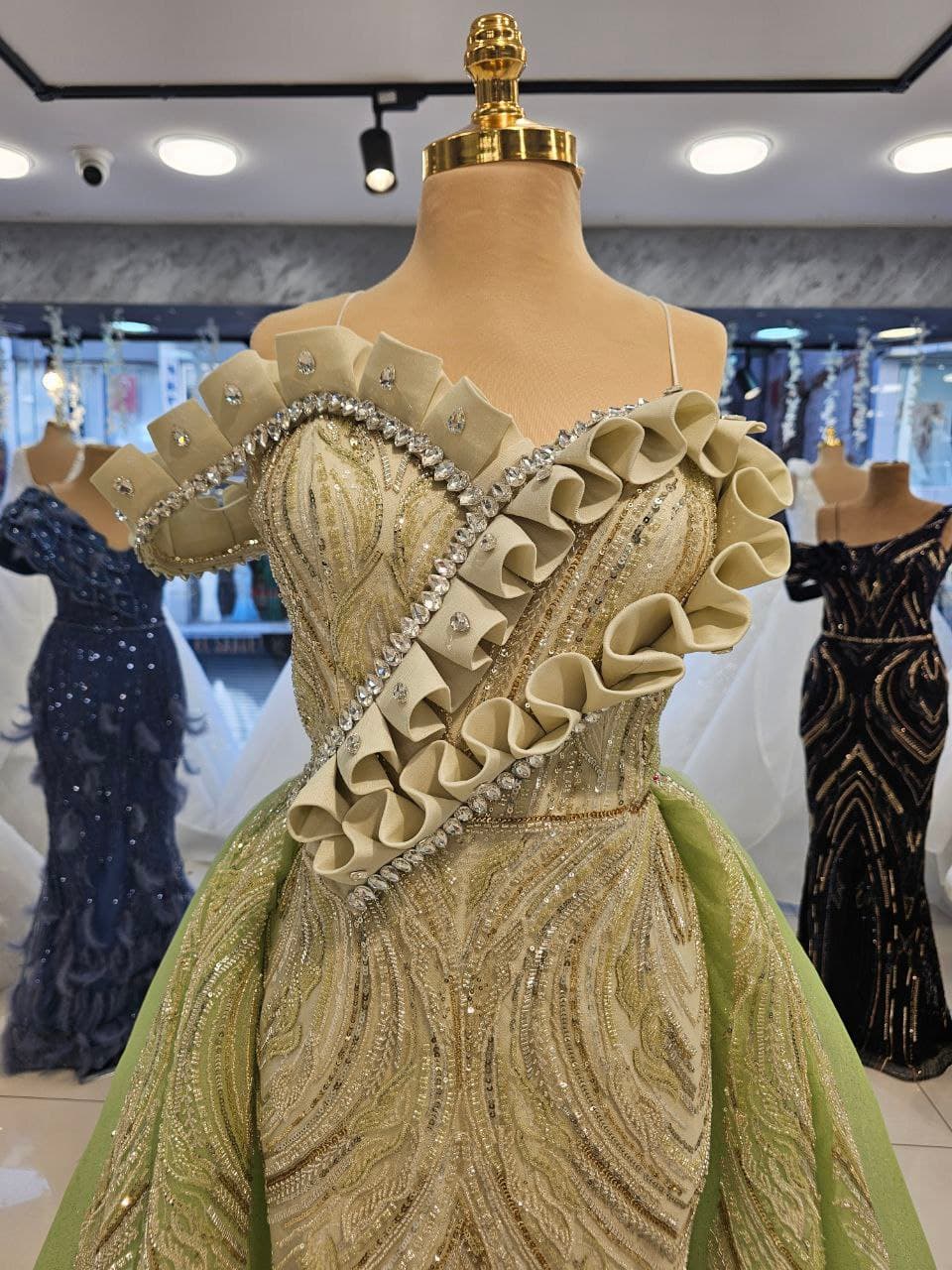 Robe de Soirée Élégante - Image 1