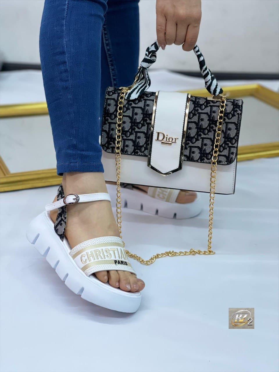 Chaussures - Image 1