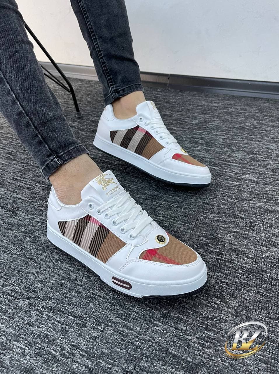Chaussures - Image 1