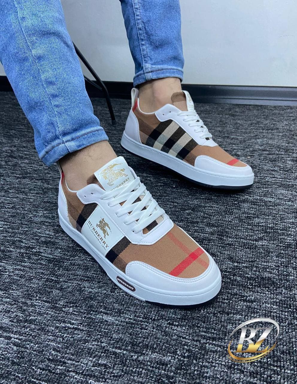 Chaussures - Image 1