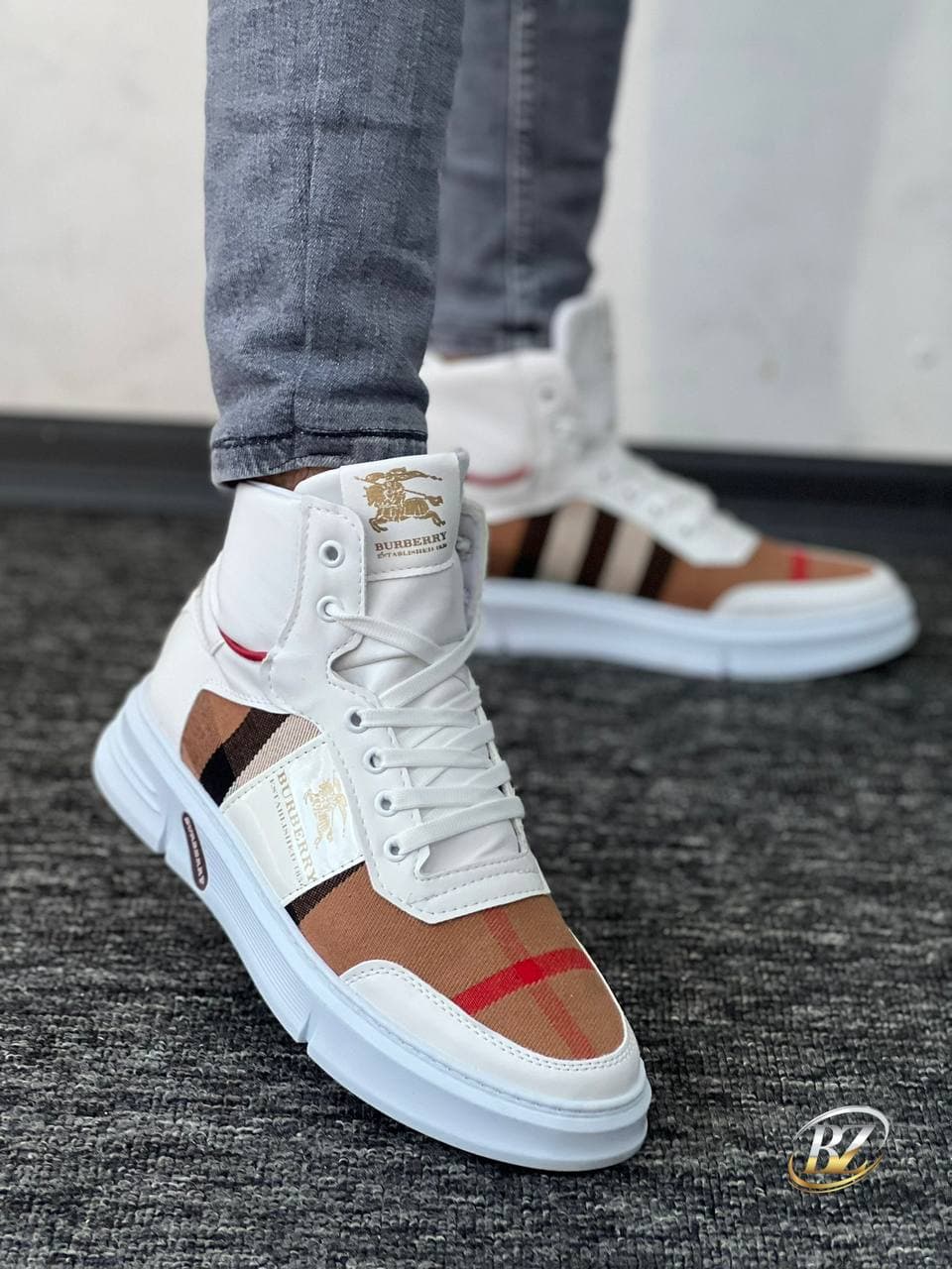 Chaussures - Image 1