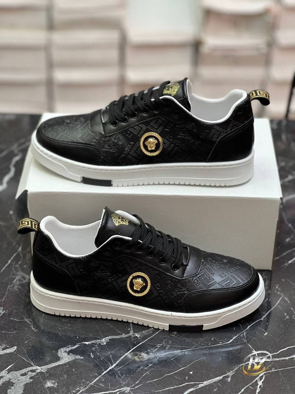 Chaussures - Image 1