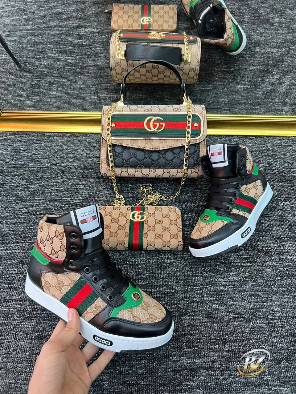 Chaussures - Image 1