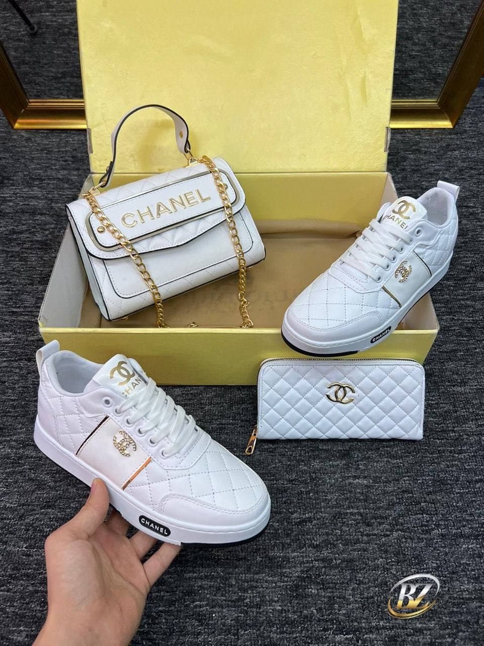 Chaussures - Image 1
