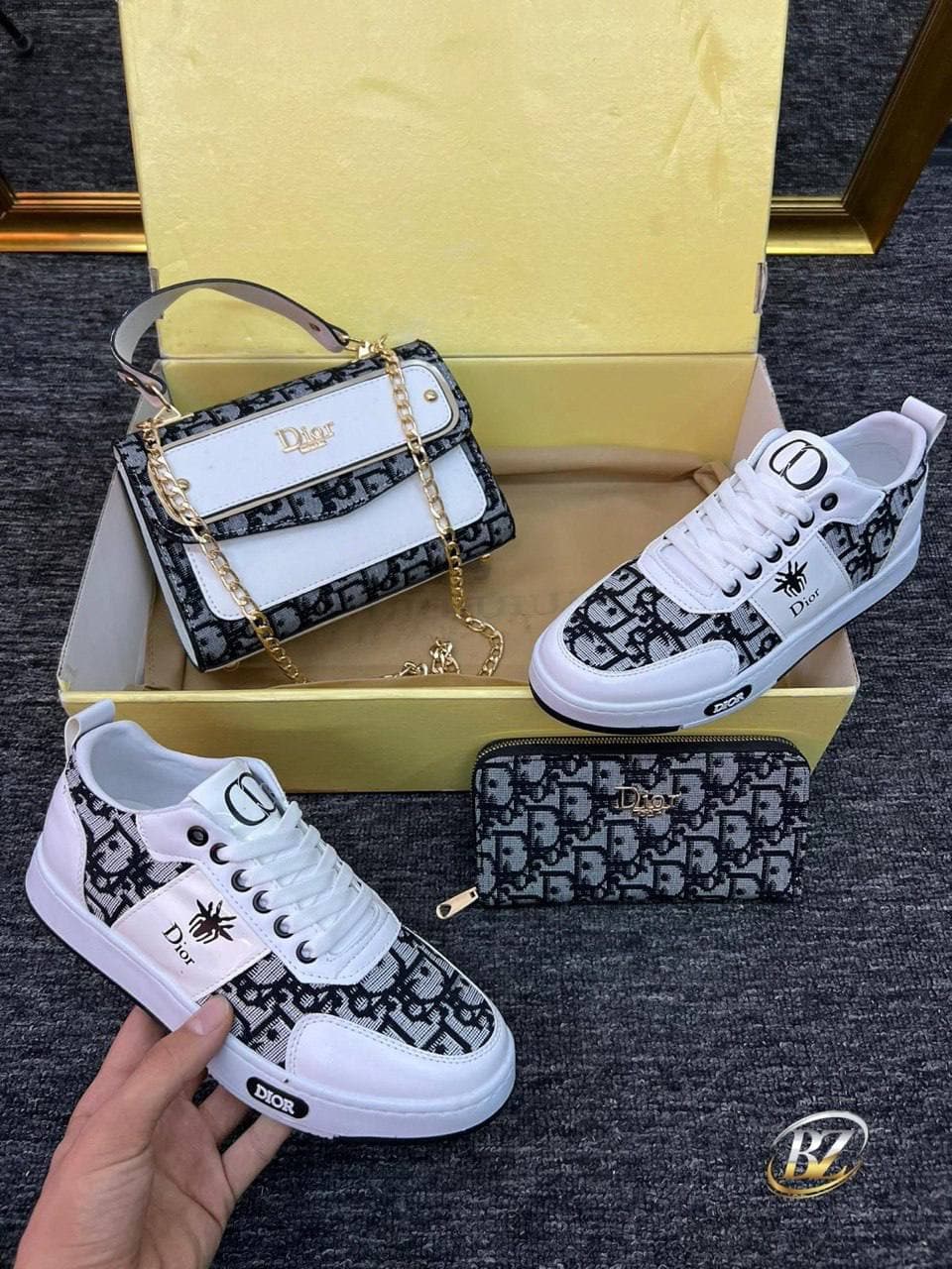 Chaussures - Image 1
