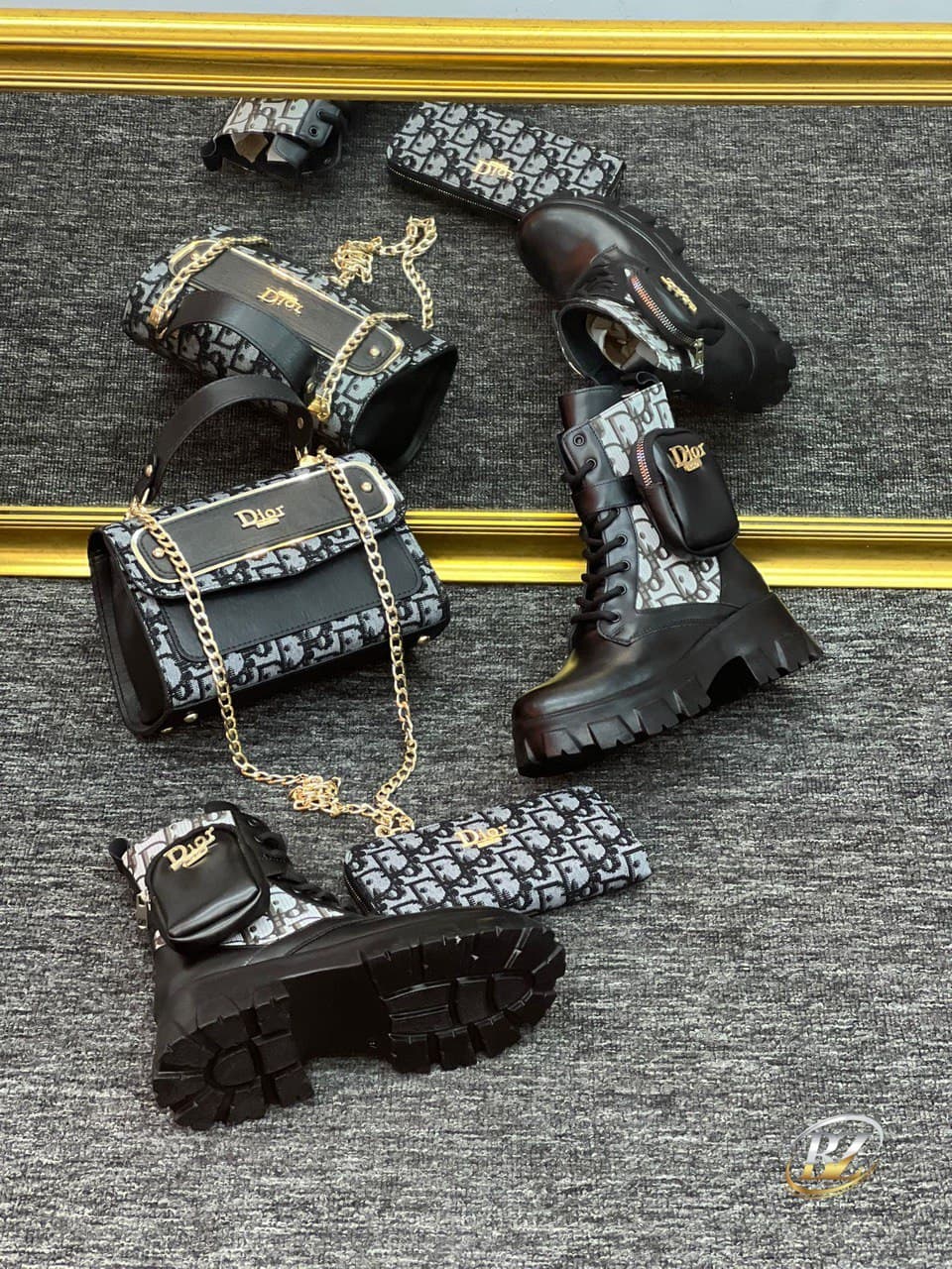 Chaussures - Image 1