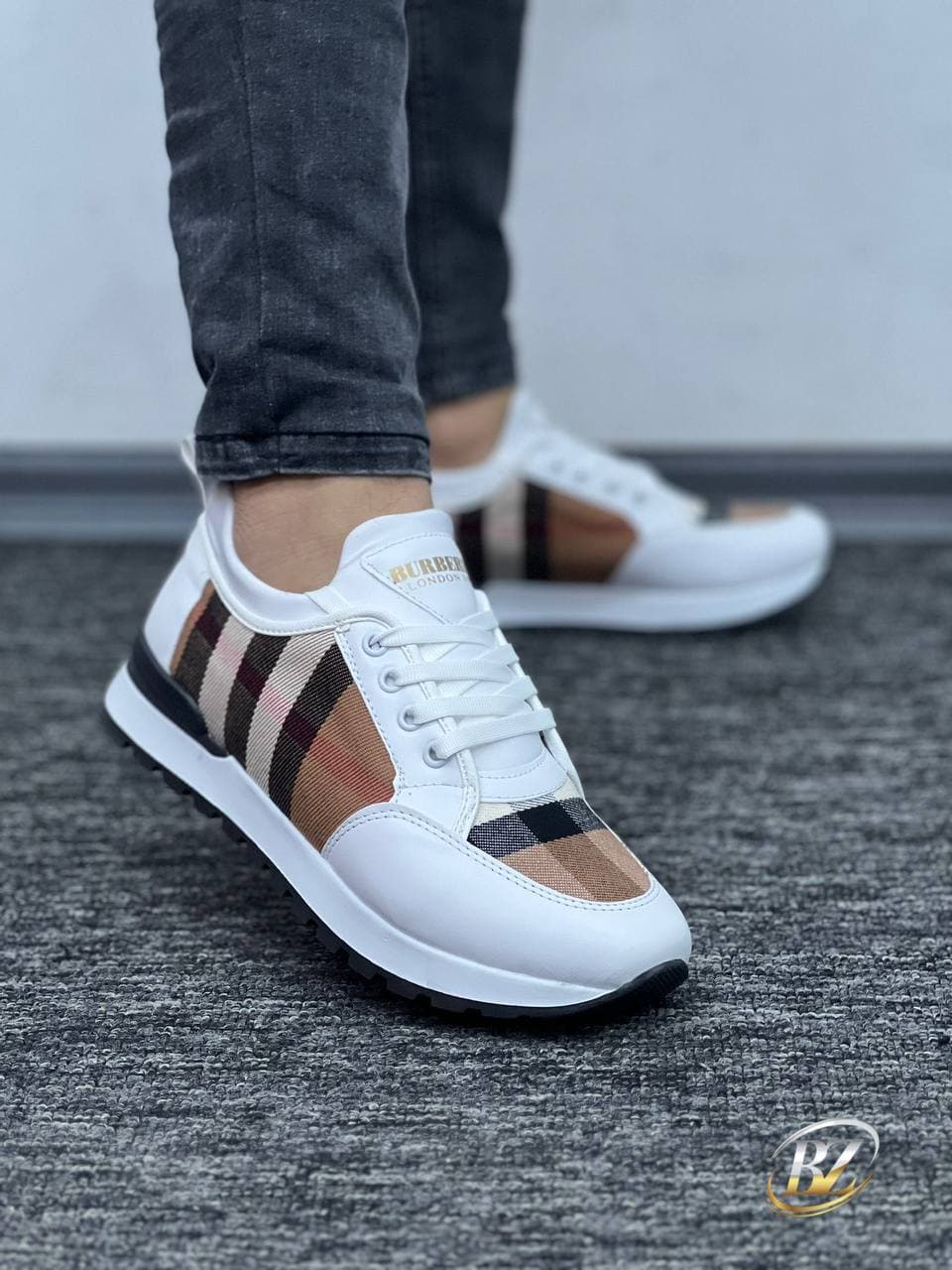 Chaussures - Image 1