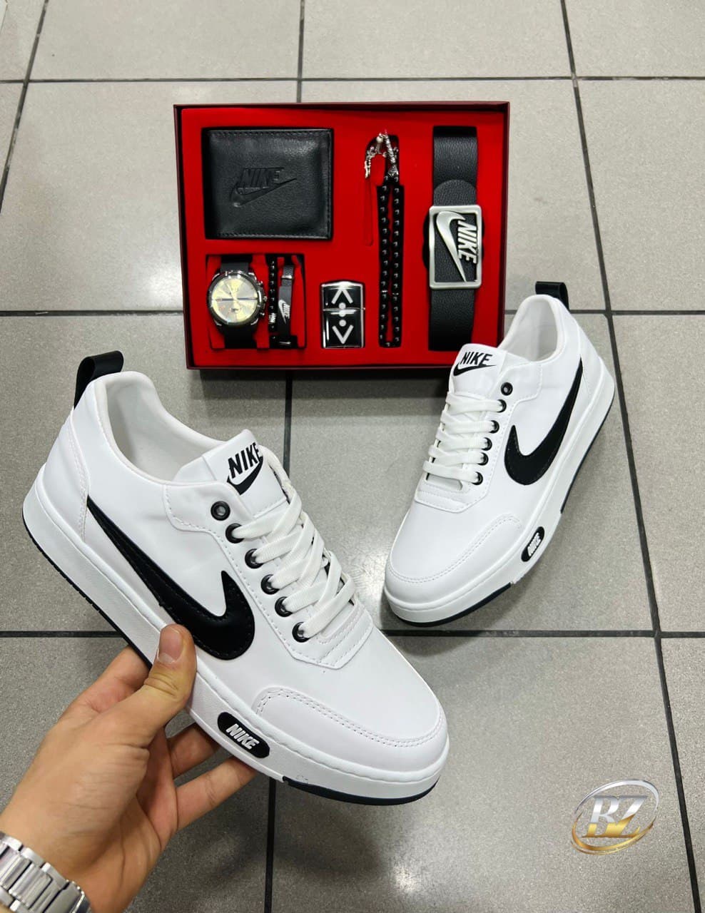 Chaussures - Image 1