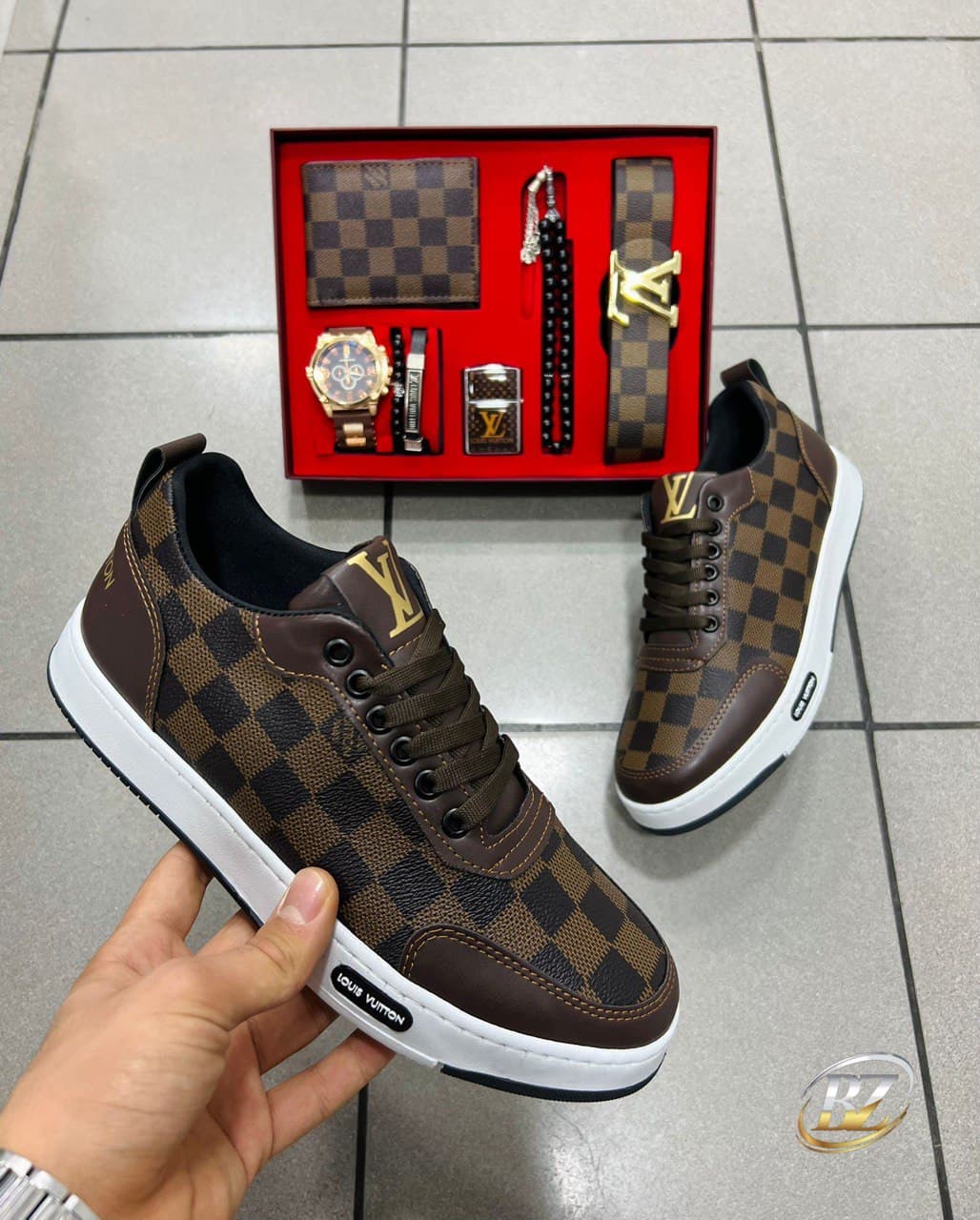 Chaussures - Image 1