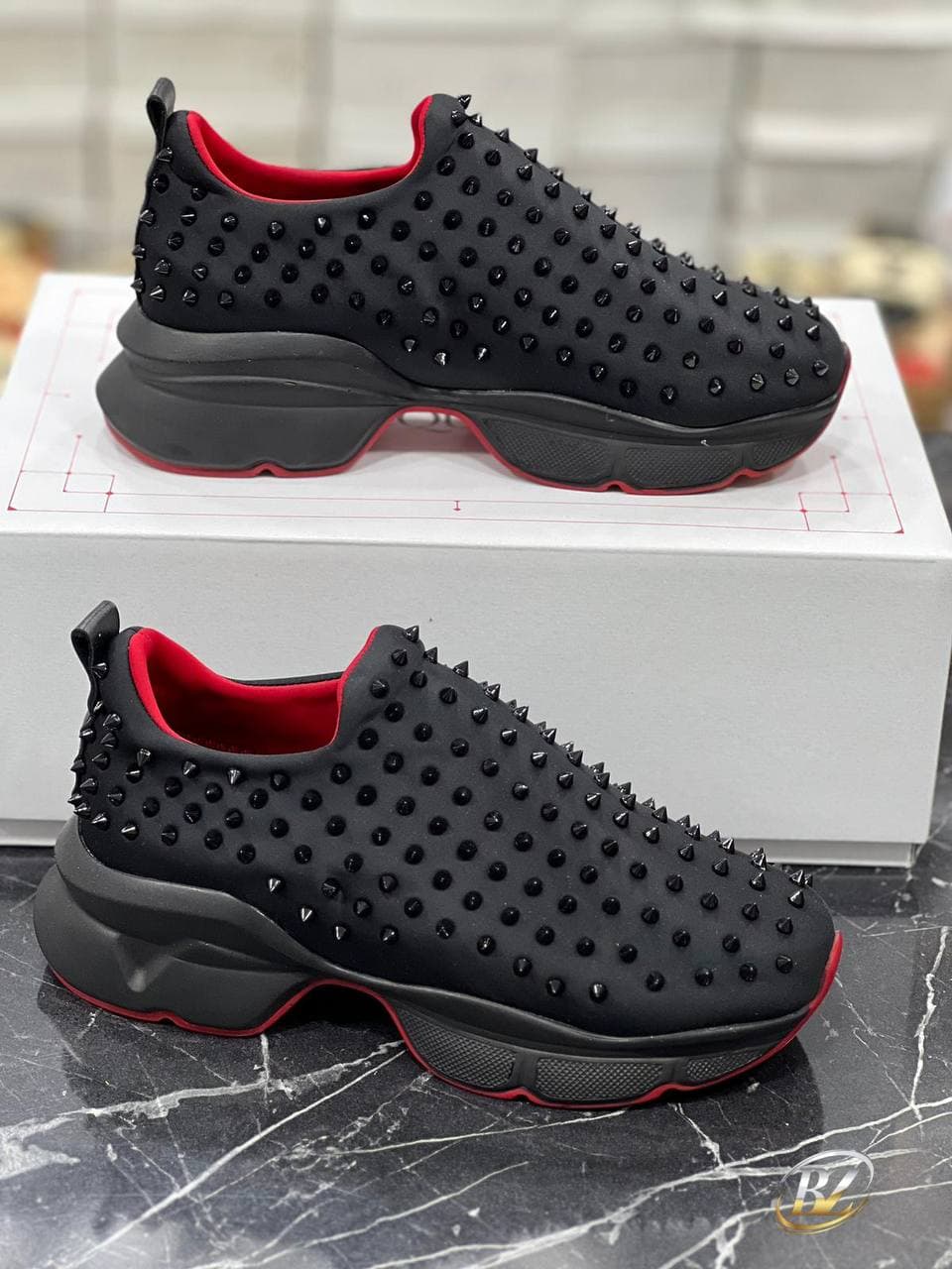 Chaussures - Image 1