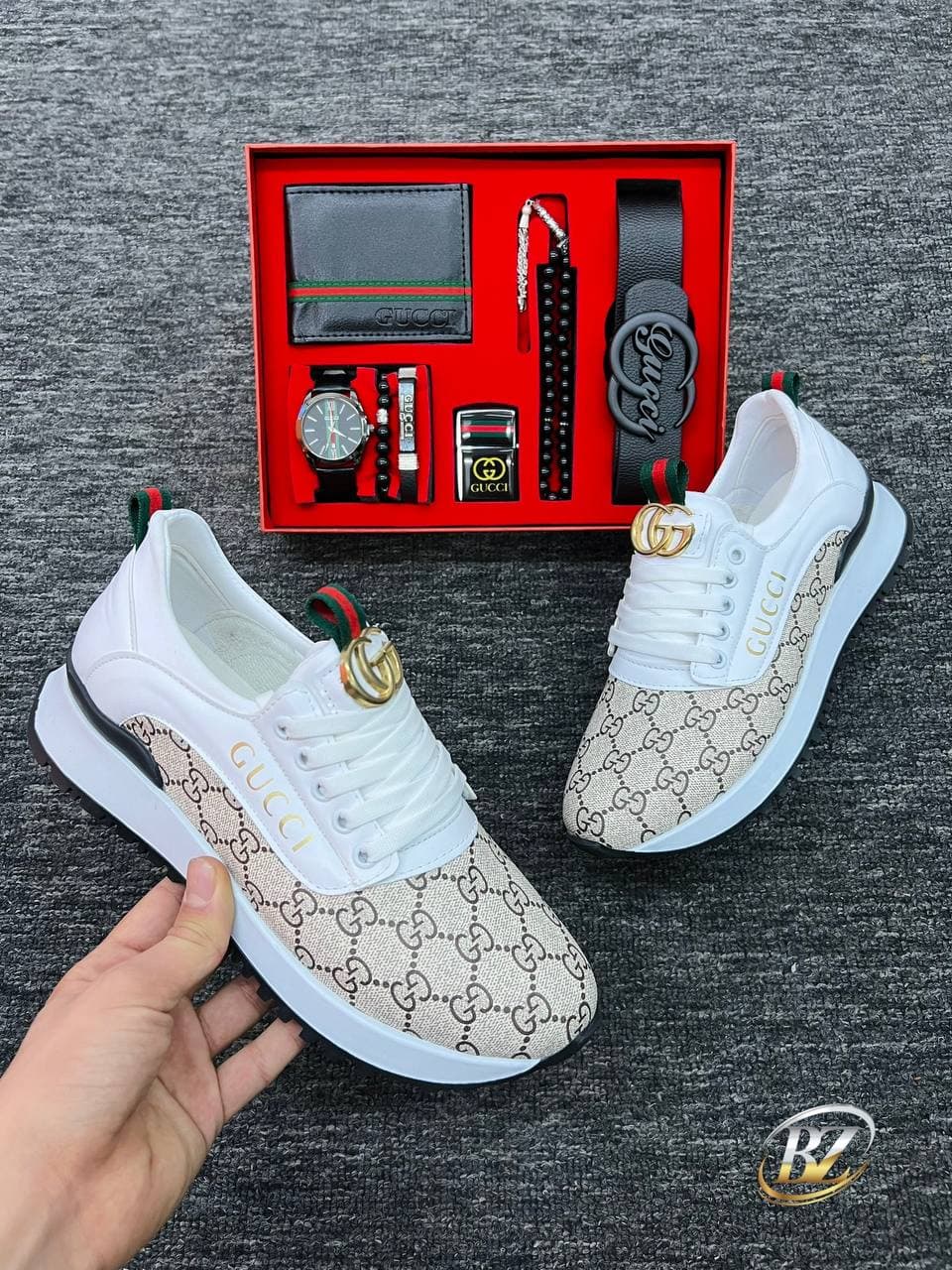 Ensemble GUCCI - Image 1
