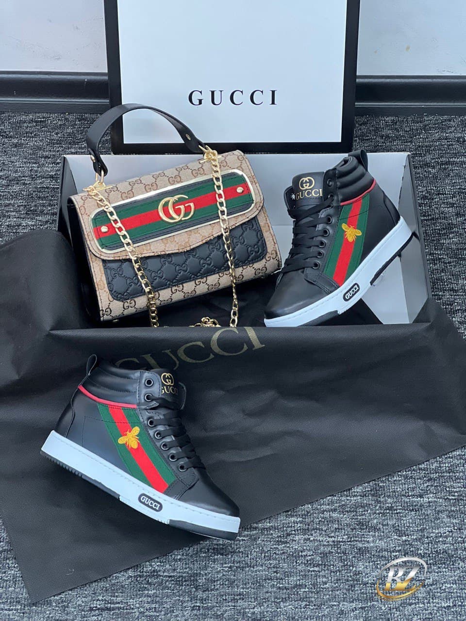 Chaussures - Image 1