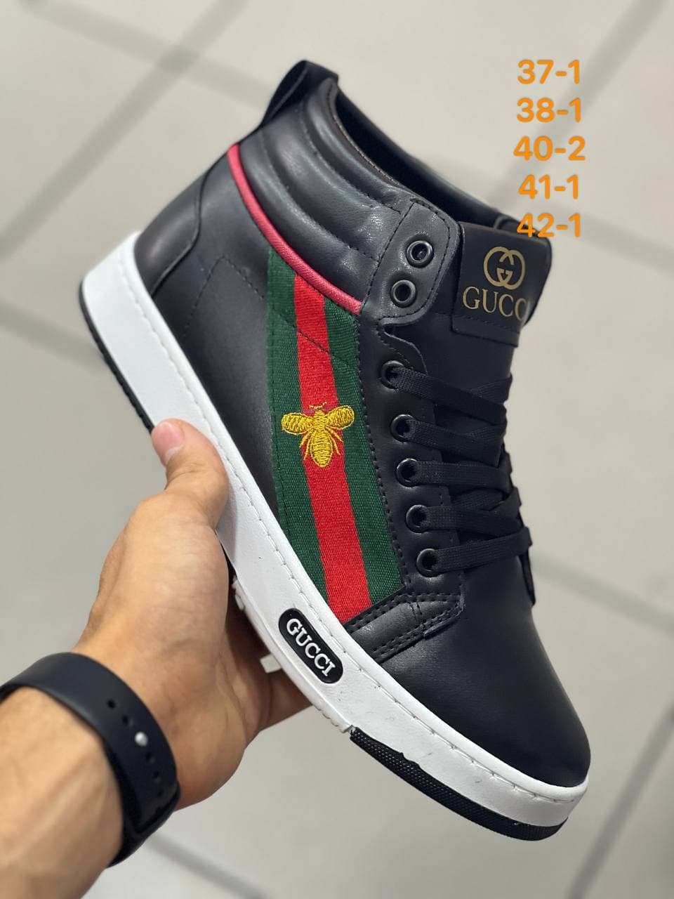 Chaussures - Image 1