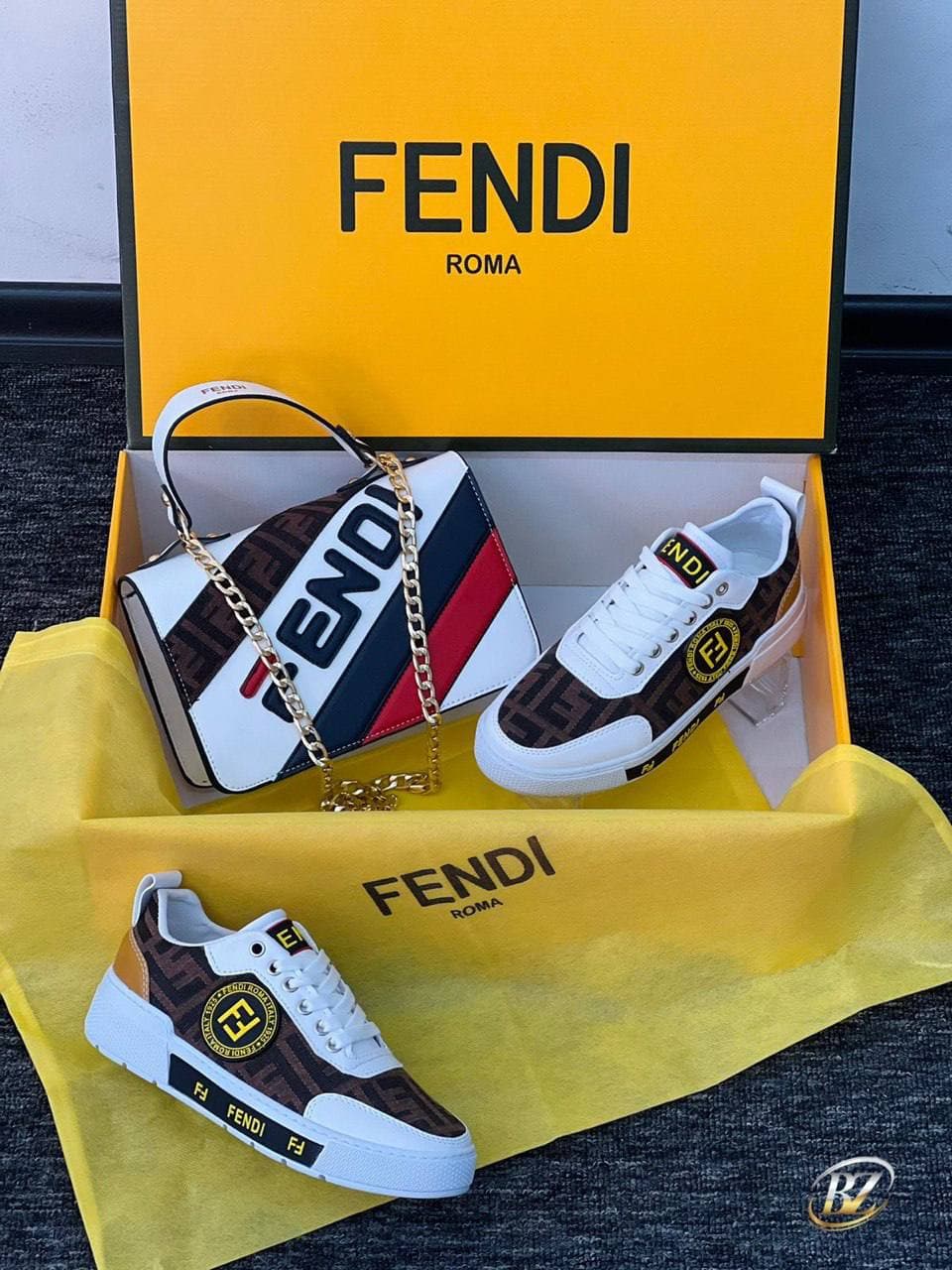 Chaussures - Image 1