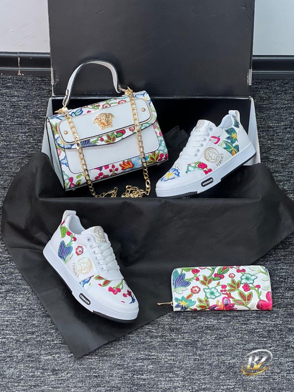 Chaussures - Image 1