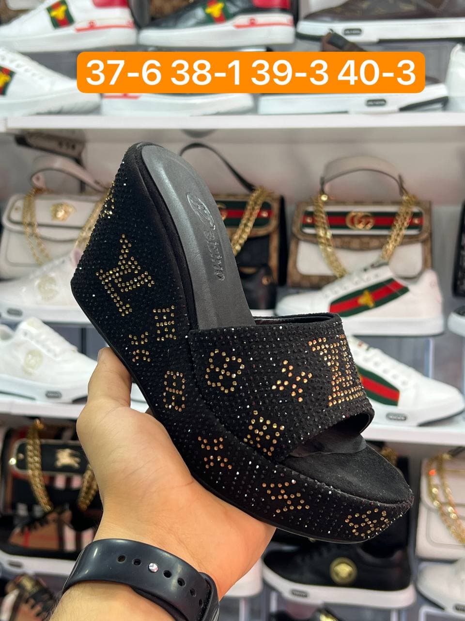 Chaussures - Image 1
