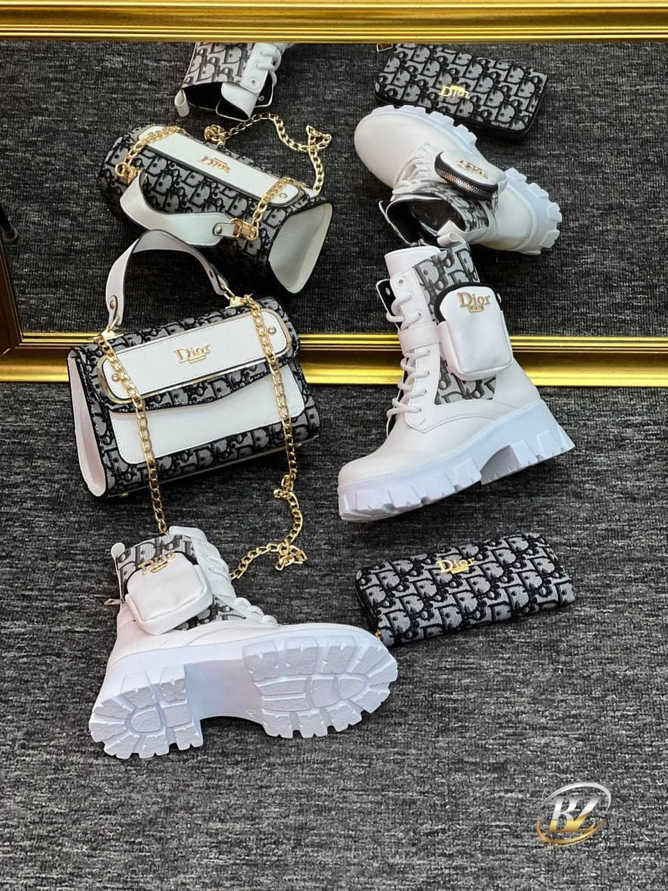 Chaussures - Image 1