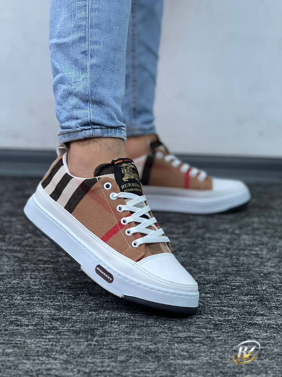 Chaussures - Image 1