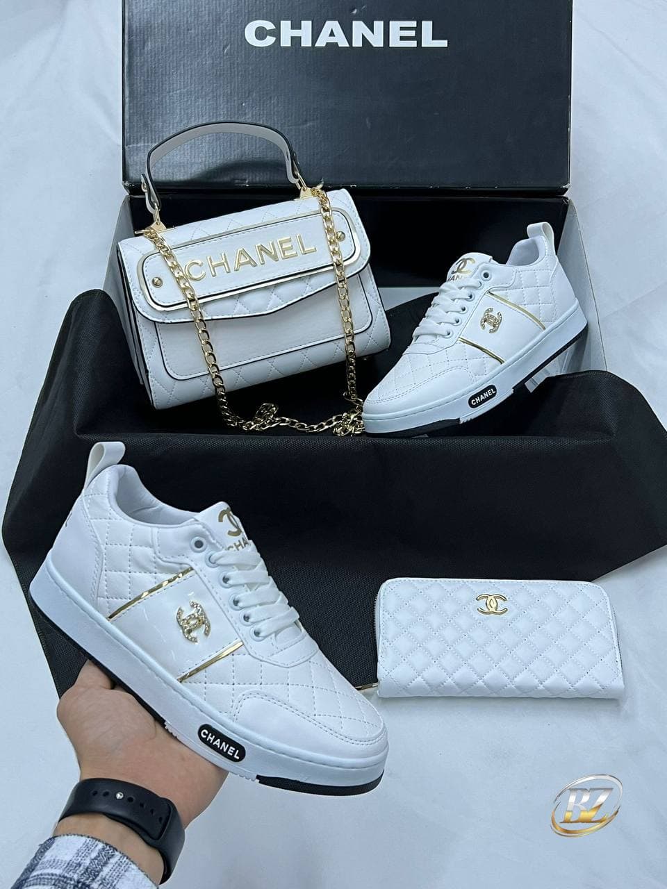 Chaussures - Image 1