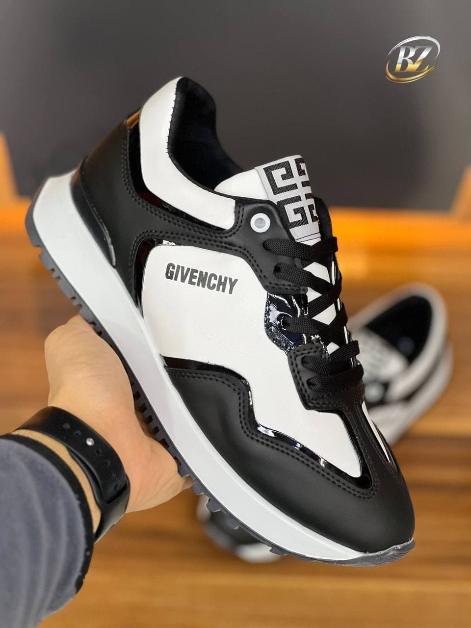 Chaussures - Image 1