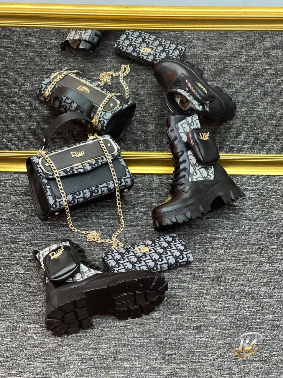 Chaussures - Image 1