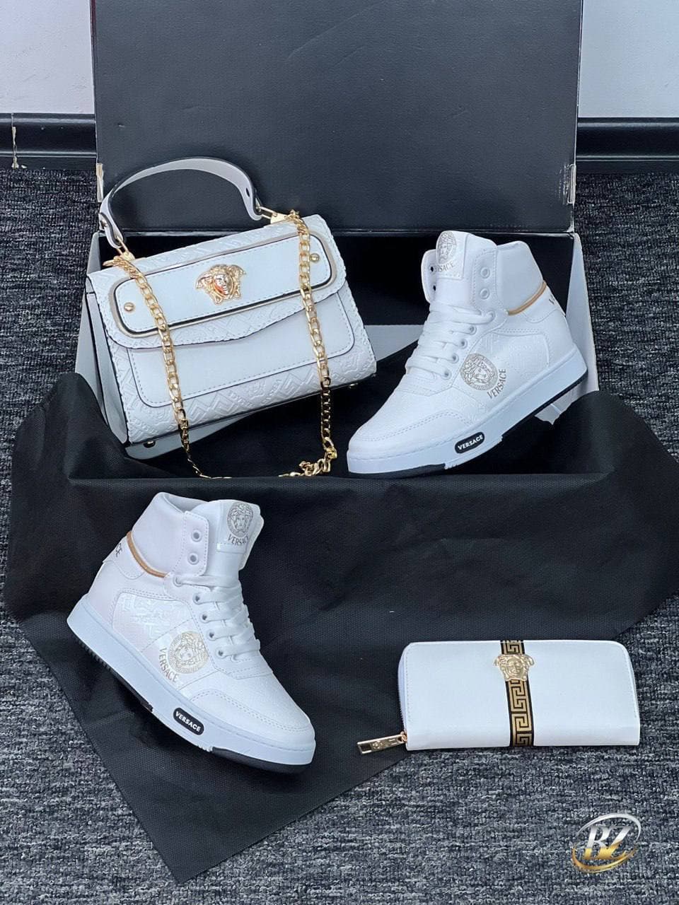Chaussures DIOR - Image 1