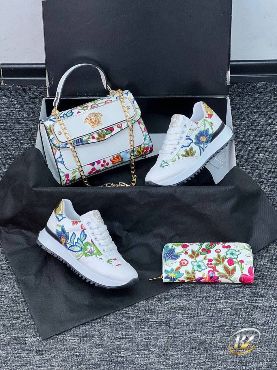 Chaussures - Image 1